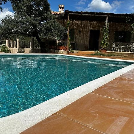 Alojamiento Rural En Aracena. Finca El Rehilete Екстериор снимка